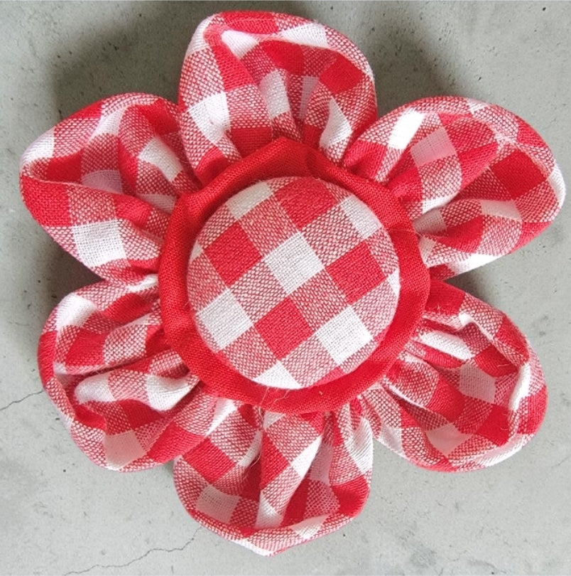 Sunday Picnic Red Gingham Collar Flower